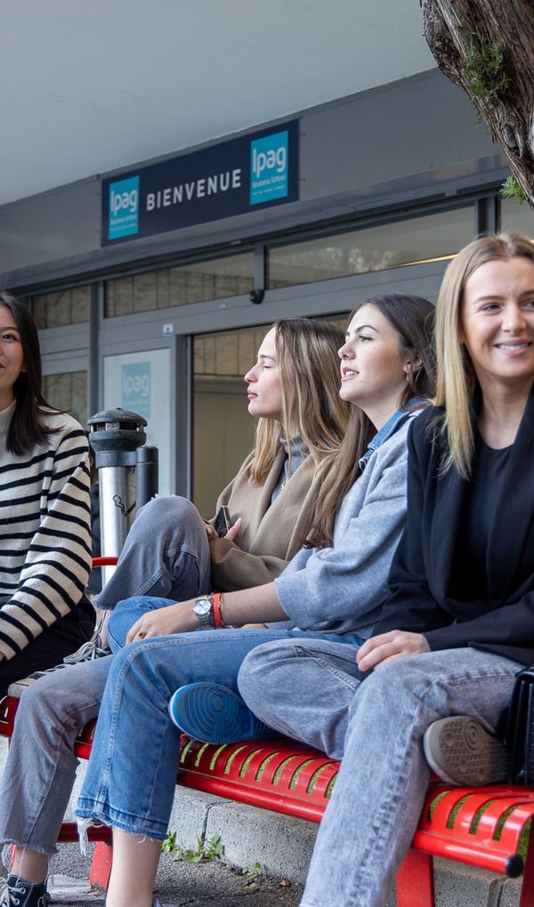 L&rsquo;IPAG Business School, l&rsquo;&eacute;cole de  management post-bac au c&oelig;ur de Nice
