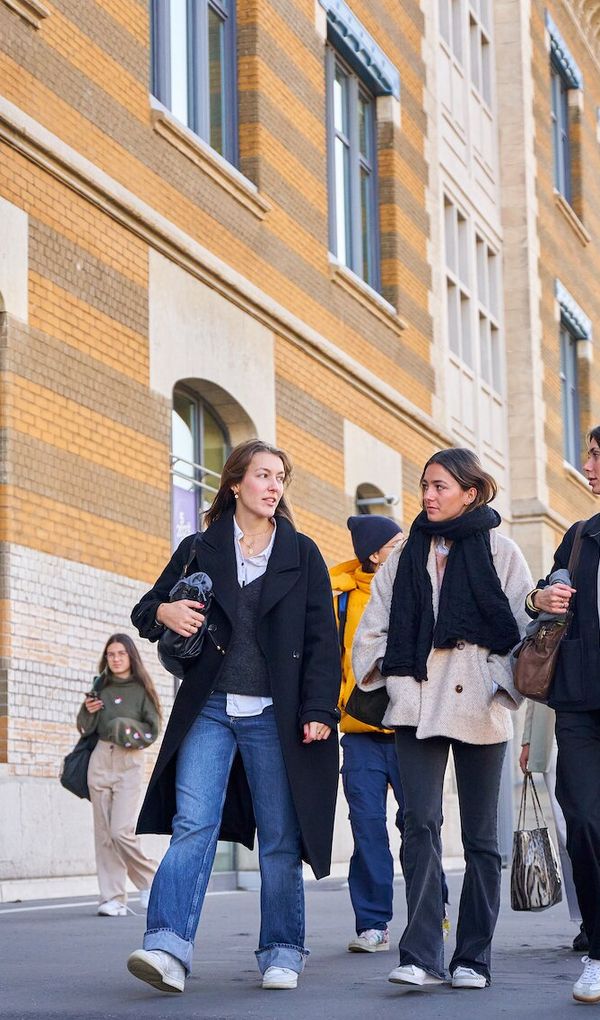 L’iaelyon, une école dans l’Université qui vise la qualité du vivre ensemble et l’ouverture à l’international.