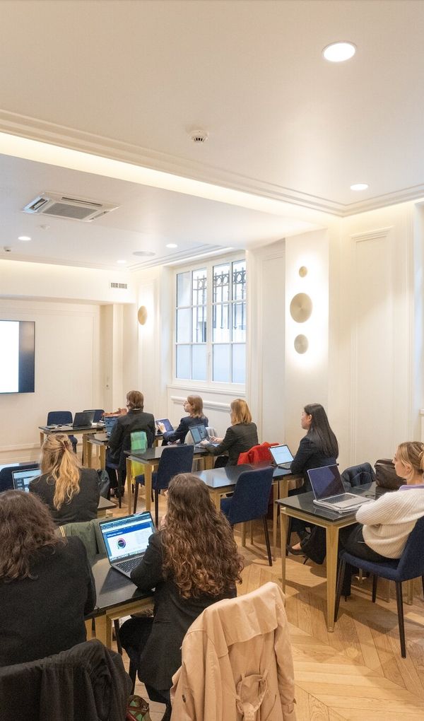 Toutes nos formations sont reconnues par des diplômes d’Etat ou des titres certifiés
