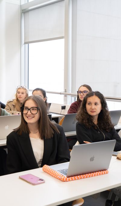 Des formations vis&eacute;es, grad&eacute;es et reconnues par l&rsquo;&Eacute;tat pour b&acirc;tir son projet d&rsquo;avenir