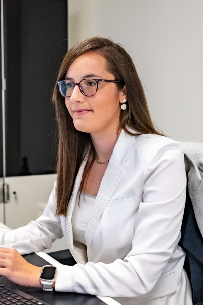 Image latérale droite de l'employé Notre équipe