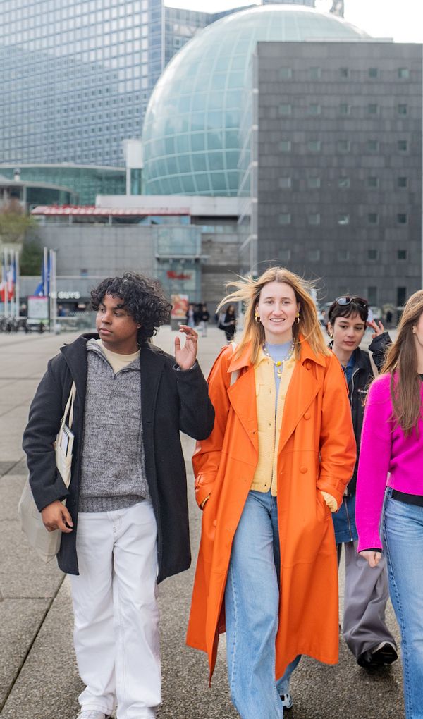 L'École Conte Paris, une institution dédiée à l'excellence dans les domaines du design, stylisme , marketing et communication , gastronomie et œnologie mode et luxe
