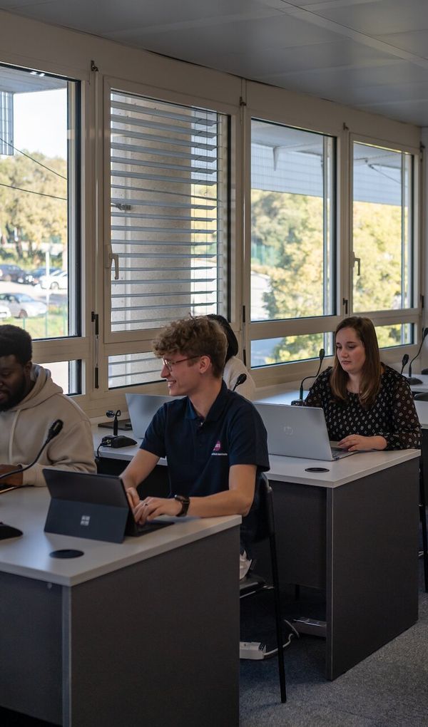 DSTI Campus French Riviera, 1re &eacute;cole sup&eacute;rieure en France des Sciences Informatiques et de l&rsquo;IA