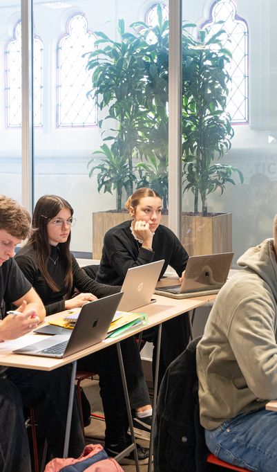 Nos dipl&ocirc;mes de Licence et Master sont reconnus et d&eacute;livr&eacute;s par le Minist&egrave;re de l&rsquo;Enseignement Sup&eacute;rieur de l&rsquo;Innovation et de la Recherche.