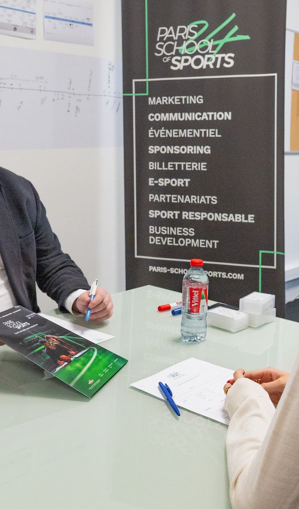 Des formations certifiantes du post-bac au mastère, avec ou sans alternance