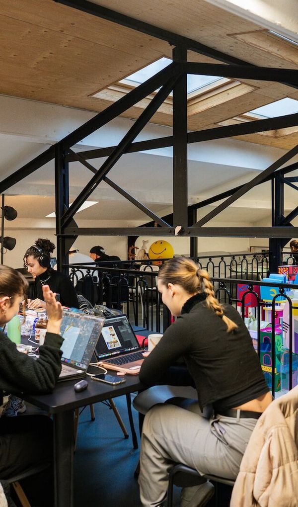 1984 School of Design, l&rsquo;agence / &eacute;cole de Design graphique