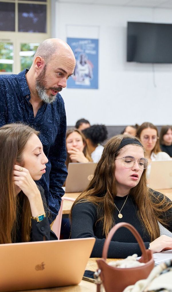 Tous nos titres sont en alternance et sont reconnues par l’Etat et inscrits au RNCP