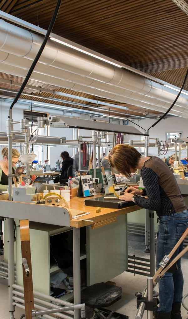 L’Ecole Hermès des savoir-faire dispense une formation diplômante de qualité.