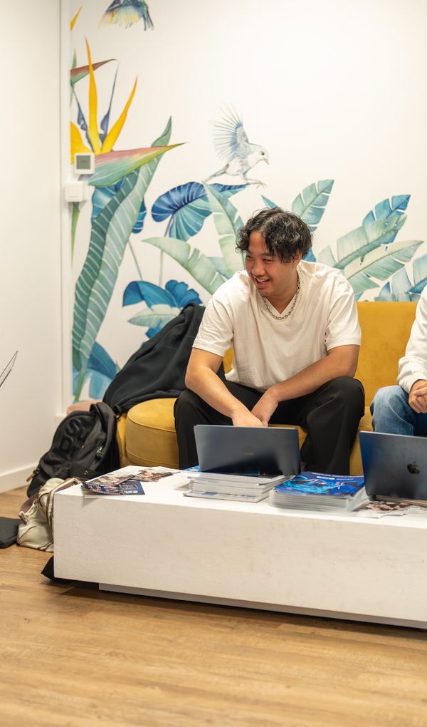 Des formations certifiantes con&ccedil;ues pour r&eacute;pondre aux besoins actuels des m&eacute;tiers de la communication.