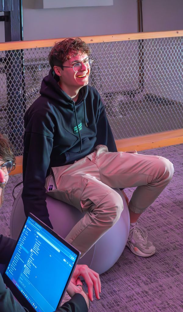 Holberton School est accessible &agrave; tous, sans pr&eacute;requis technique ou acad&eacute;mique !