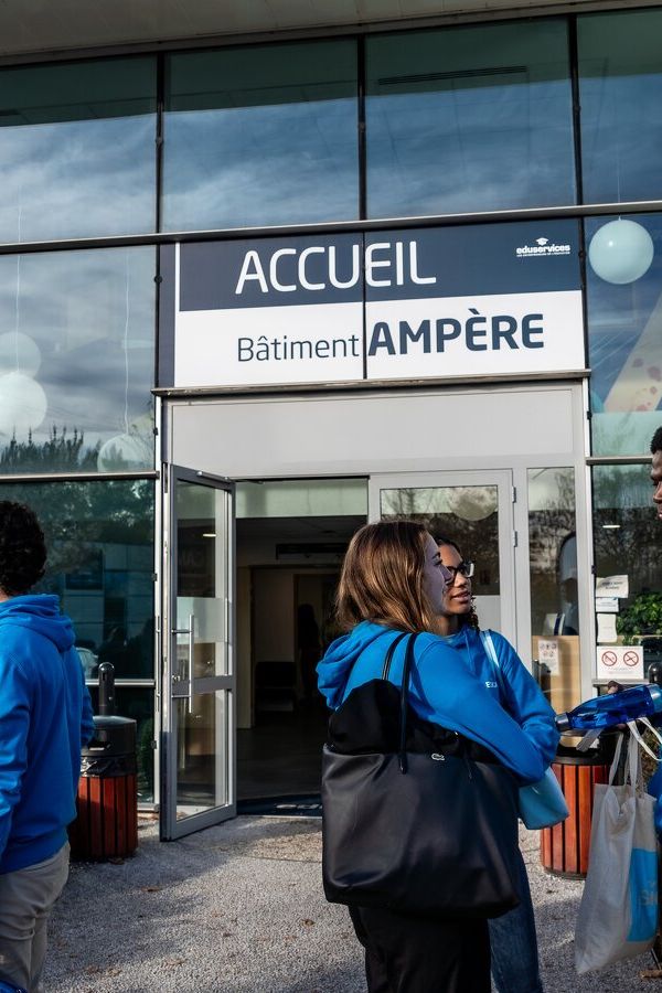 ESICAD Toulouse, l’école de commerce et de gestion qui mise sur l’alternance !