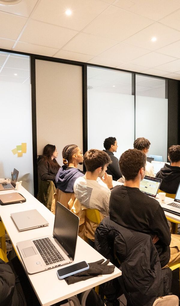 Toutes nos formations sont reconnues par l’Etat ou des certifications professionnelles