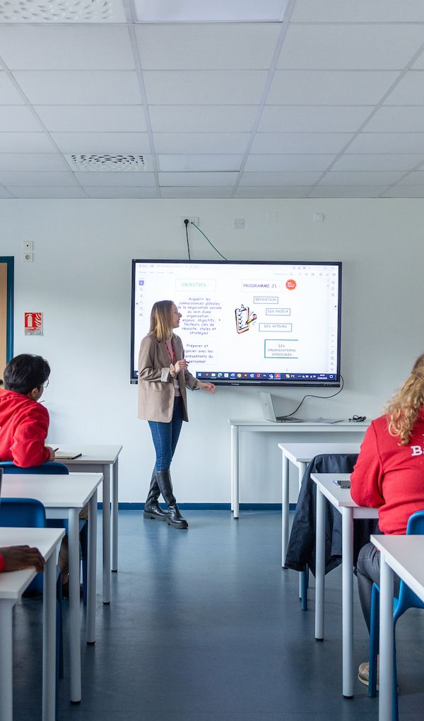 Un large choix de formations professionnalisantes pour construire votre avenir