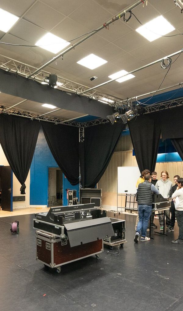 l’EMC, l’Ecole Supérieure des métiers de l’image, du son et de la création 2D-3D