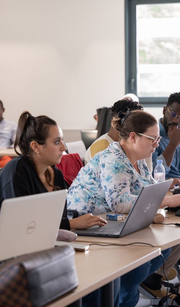 aivancity veut former des individus engag&eacute;s, des acteurs responsables de l&rsquo;intelligence artificielle.