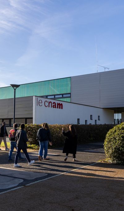 L’Institut Boussingault du Cnam, l’école d’ingénieurs dédiée à la transition alimentaire et au numérique.