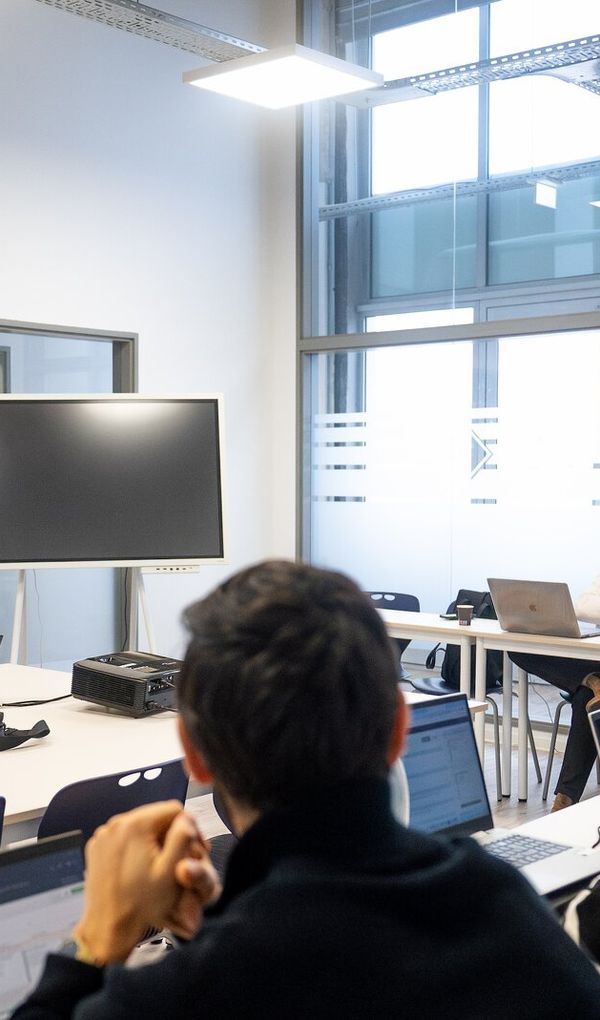 Toutes nos formations sont reconnues par des Diplômes d’Etat ou Titres Certifiés.