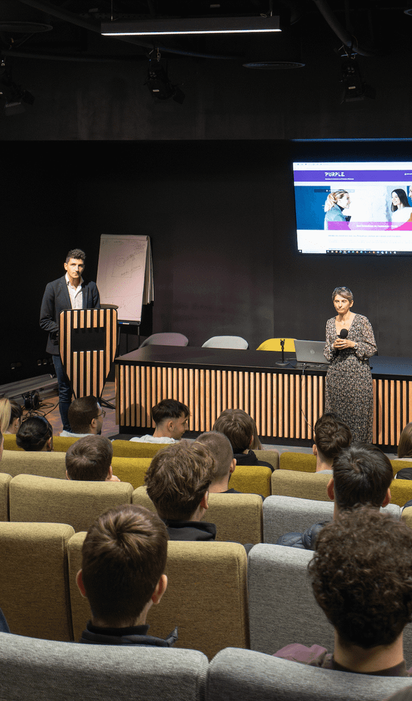 Toutes nos formations sont reconnues par des diplômes d’Etat ou des titres certifiés.