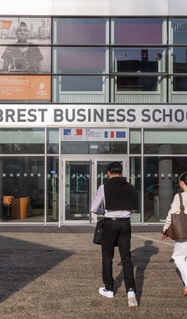 Brest Business School, l&rsquo;&Eacute;cole sup&eacute;rieure de commerce et de management &agrave; Brest, ouverte sur le monde et engag&eacute;e dans son territoire depuis 60 ans.