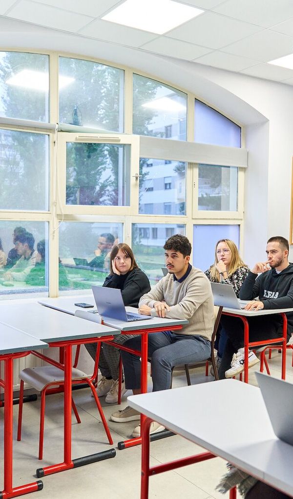 Tous nos titres sont en alternance et sont reconnues par l&rsquo;Etat et inscrits au RNCP.