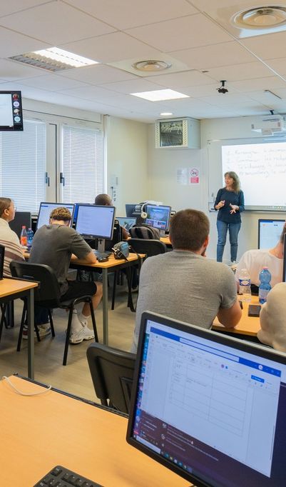 Nos formations sont toutes reconnues par l’état et les professionnels.