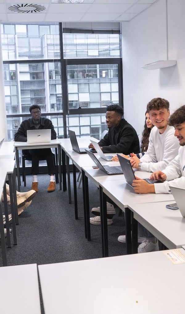 Une filière complète est proposée au sein d’Eucléa avec des Certifications Professionnelles inscrites au RNCP.