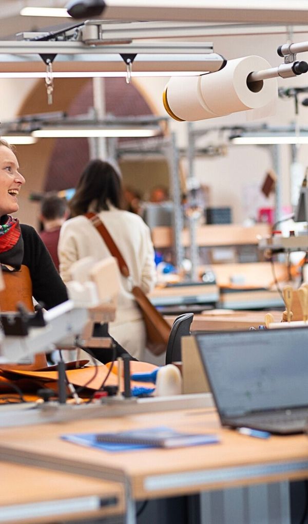 L’école Hermès des savoir-faire : apprenez autrement !