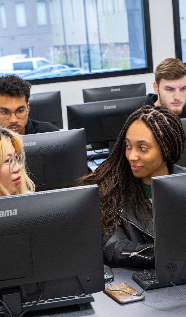 Des formations professionnalisantes reconnues par les professionnels du luxe.