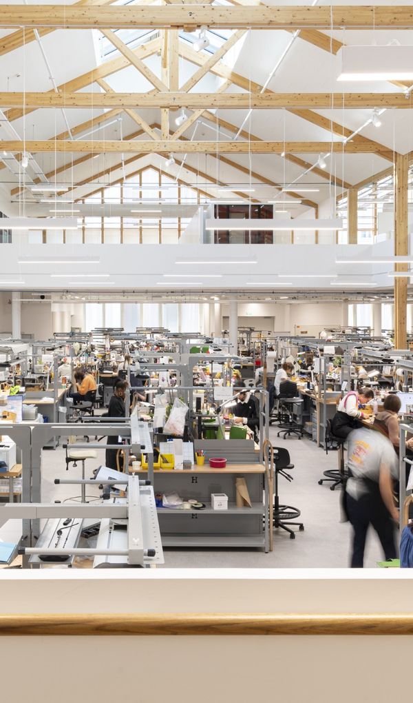 L’école Hermès des savoir-faire : apprenez autrement !