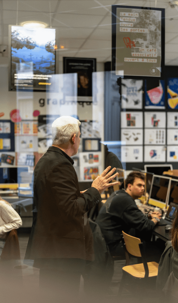 Nous proposons 2 grands domaines : le graphisme – l’aménagement d’espace