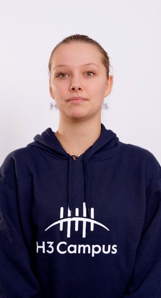 L&eacute;a