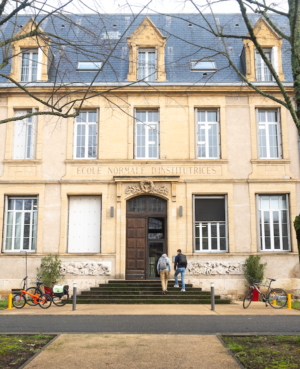 ESIEA Agen, l’école qui forme des Bac+5 en informatique en alternance dans le Lot-et-Garonne !