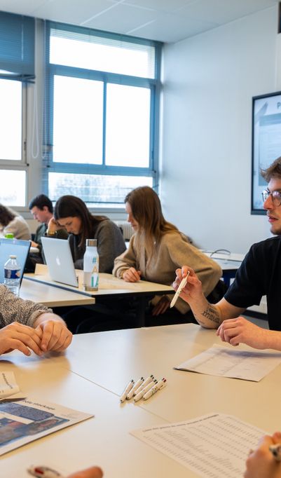 Former des managers capables d’accompagner les transformations des organisations 