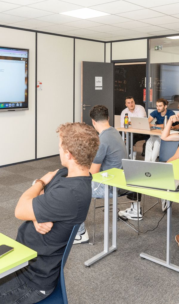 L&rsquo;ensemble des formations sont reconnues par des dipl&ocirc;mes d&rsquo;Etat ou des titres certifi&eacute;s