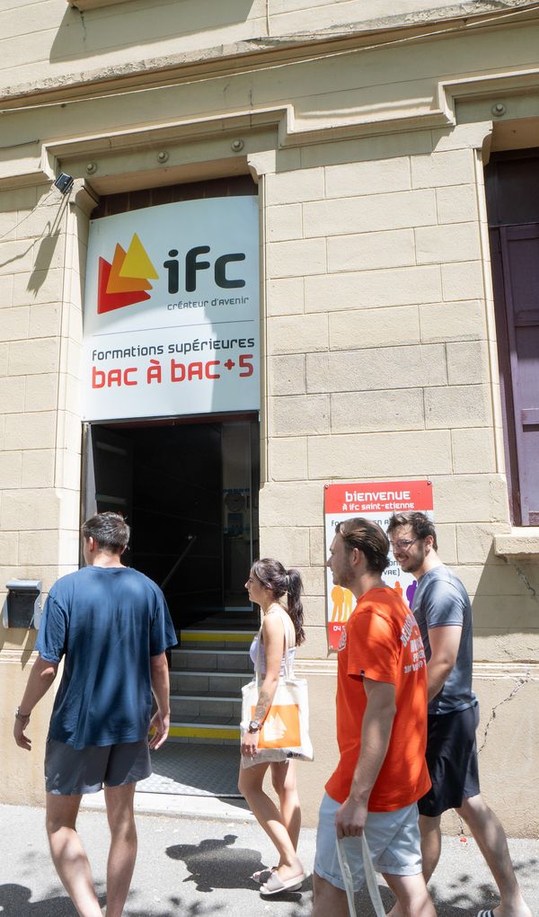 Faites un pas vers votre avenir, IFC s'occupe du reste.
