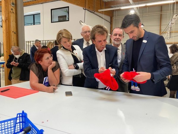 600 000 MASCOTTES DES JO 2024 SERONT FABRIQUEES A LA GUERCHE-DE-BRETAGNE !