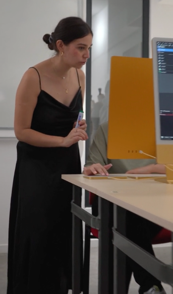 Dans la salle informatique