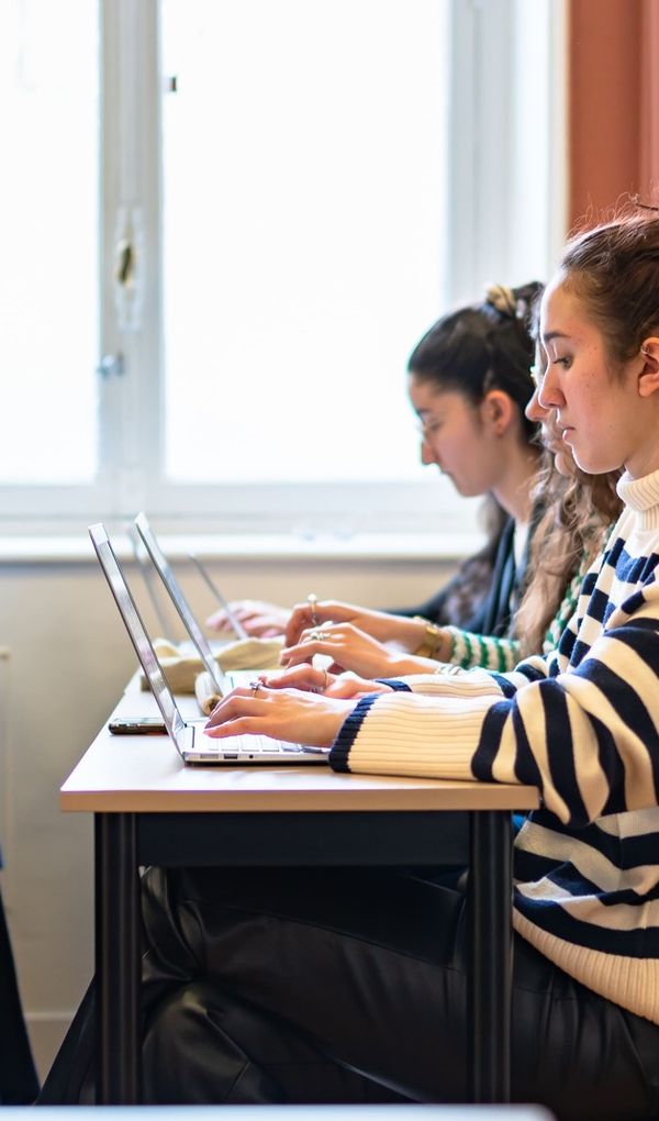 Une école certifiée Qualiopi et inscrite au répertoire national des établissements