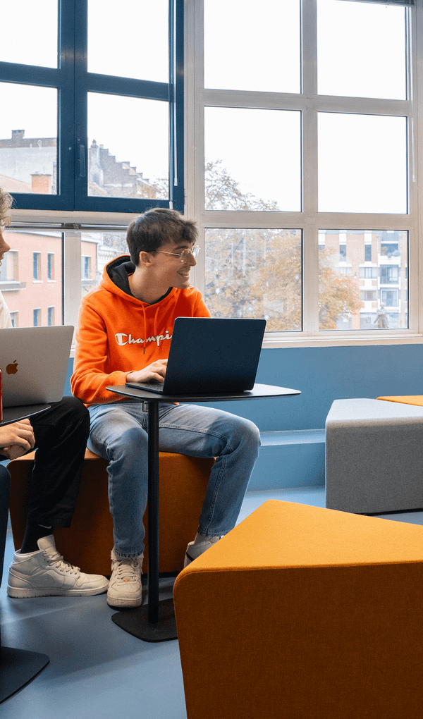 L’ensemble des formations sont reconnues par des diplômes d’Etat ou des titres certifiés