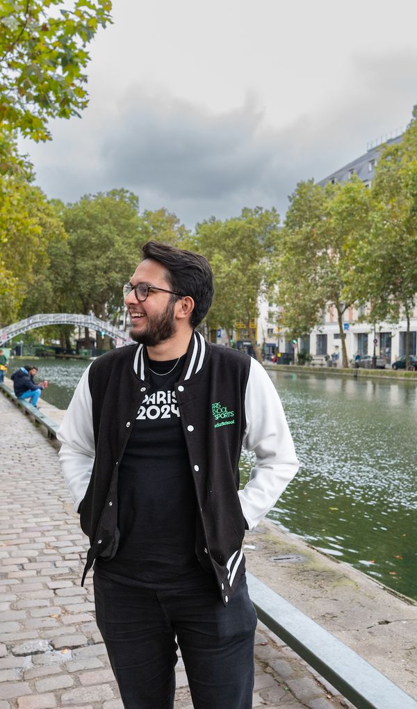 Cofondée avec Teddy Riner, et le groupe MediaSchool, Paris School of Sports forme les étudiants en communication, marketing, management et événementiel sportif !
