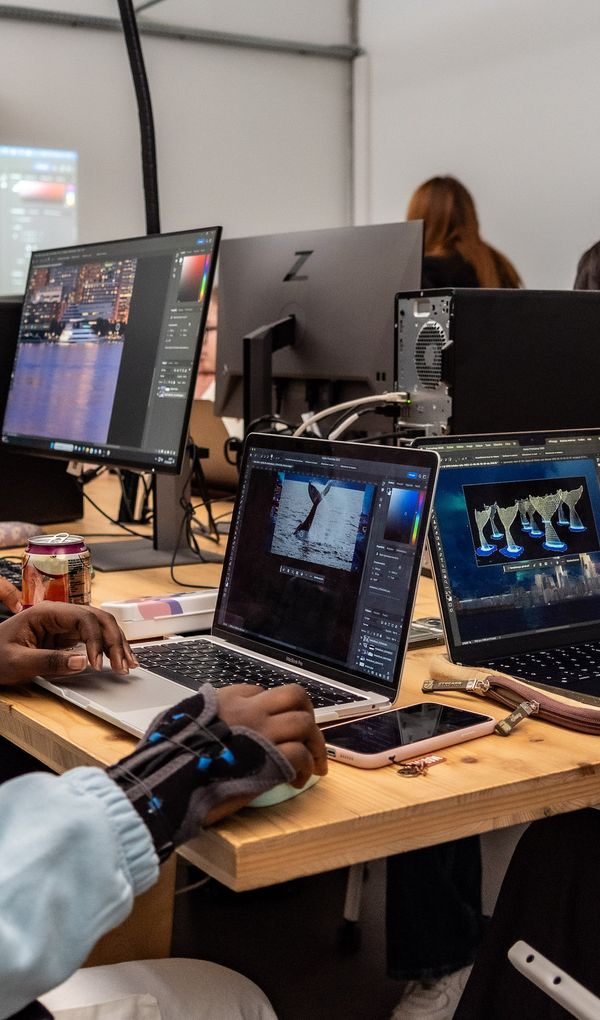 Toutes nos formations sont reconnues par l’Etat et délivrent des diplômes et des certifications