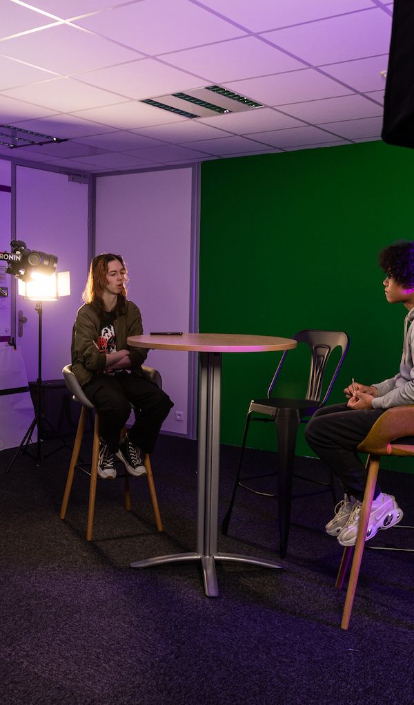 À Studio M Nantes, toutes les formations sont certifiées et reconnues, avec une pédagogie par la pratique.