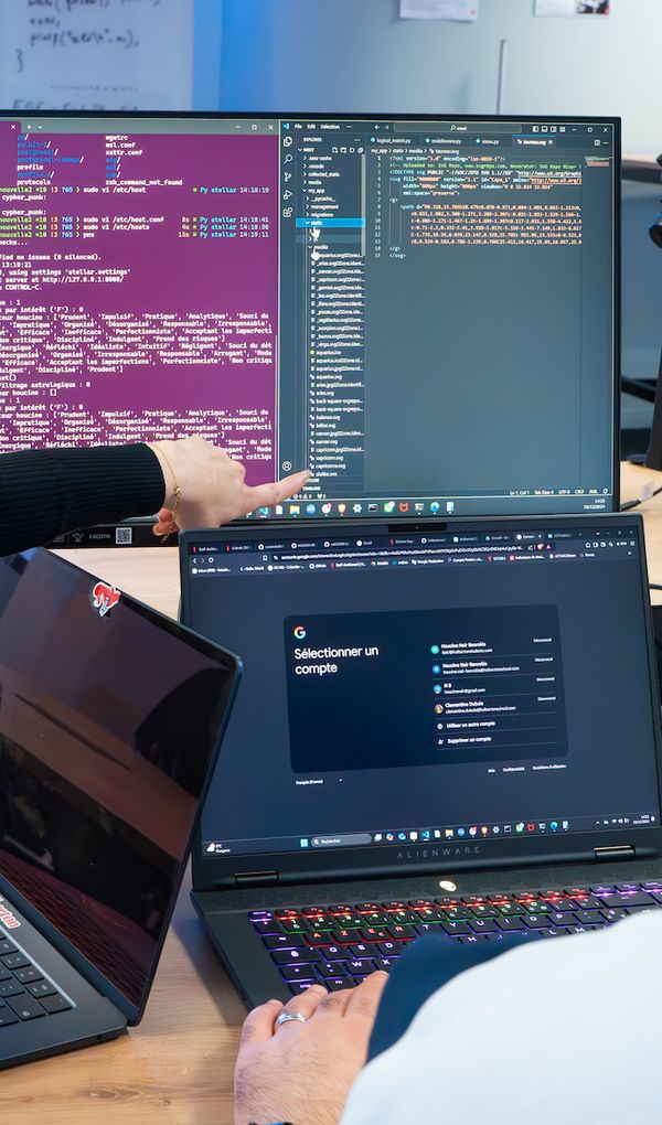 Nos formations professionnalisantes sont reconnues par l’Etat et les entreprises !