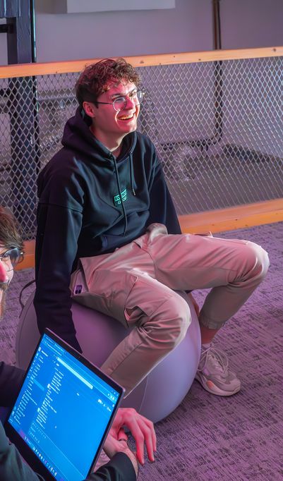 Holberton School est accessible à tous, sans prérequis technique ou académique !