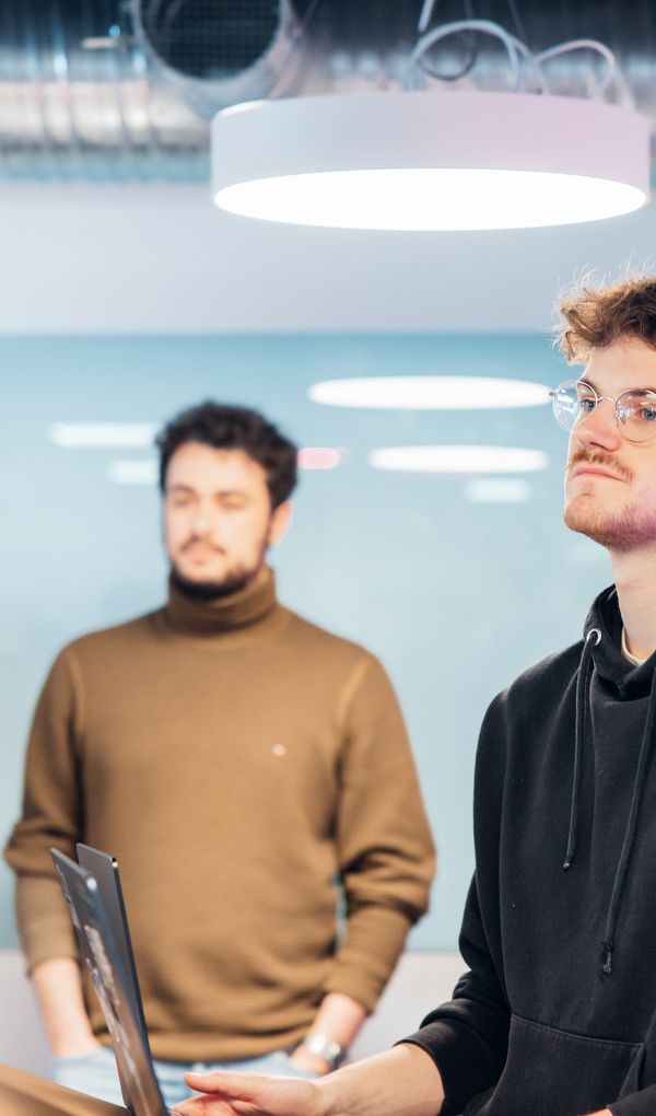 Nos formations professionnalisantes sont reconnues par l’Etat et les entreprises !