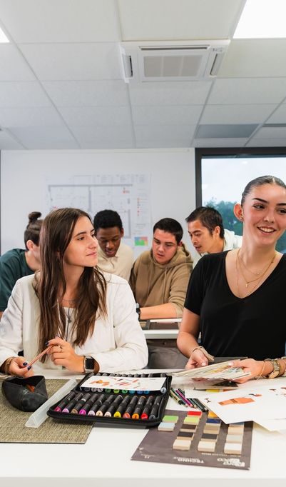 Toutes nos formations sont reconnues par des diplômes d’état ou des titres certifiés