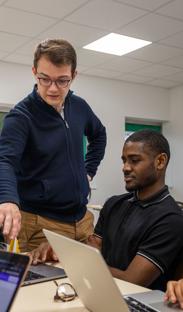 Tous nos cycles de formation conduisent &agrave; l&rsquo;obtention d&rsquo;un titre reconnu par l&rsquo;Etat.