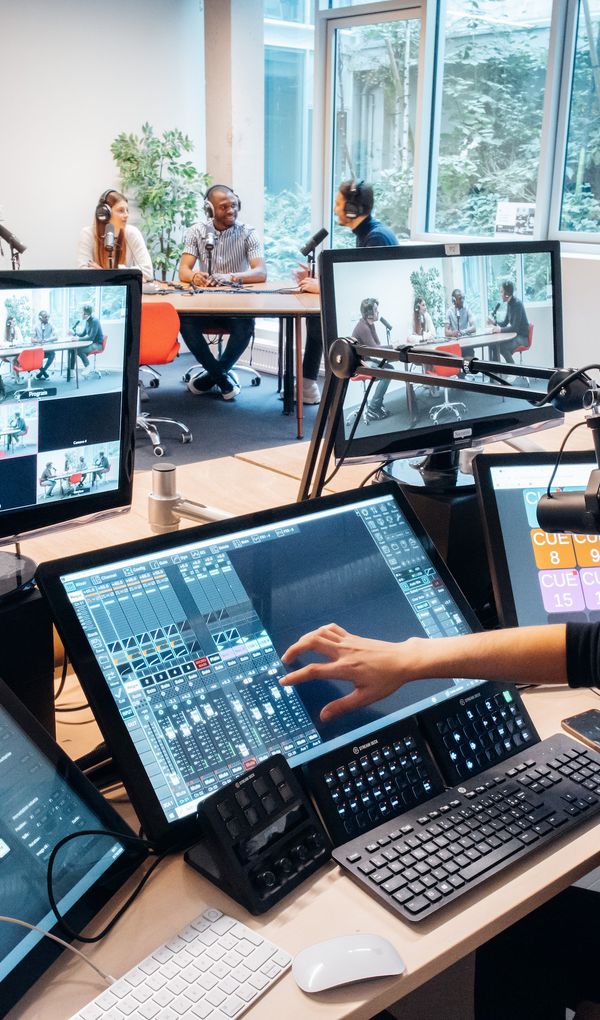 Des formations en communication et journalisme certifi&eacute;es et reconnues par l&rsquo;&eacute;tat