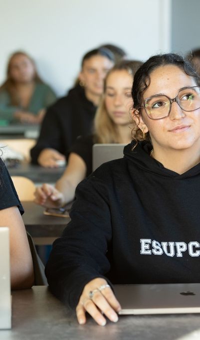 Formations reconnues et titres certifiés par l’État niveaux 6 et 7