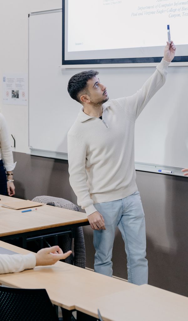 Des formations d&rsquo;excellence b&eacute;n&eacute;ficiant du visa et d&rsquo;un grade de licence ou de master reconnus par l&rsquo;&eacute;tat